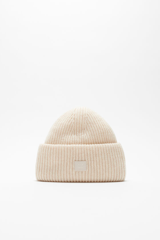 (image for) Aesthetic Small face logo beanie